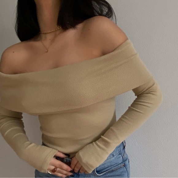 Tops - Ribbed bodysuit ✨